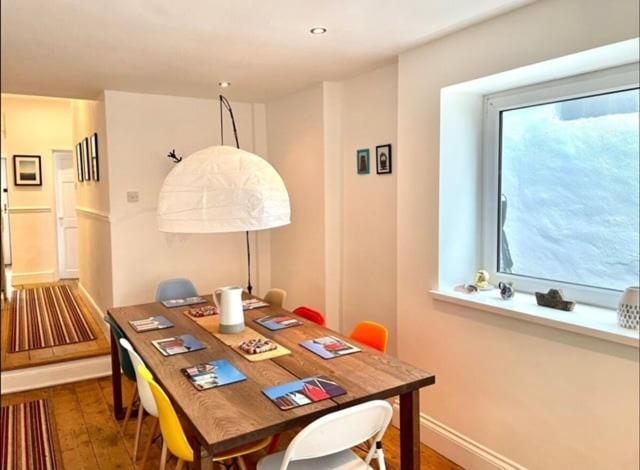 *Family Home In Mumbles. Close To The Beach* Extérieur photo
